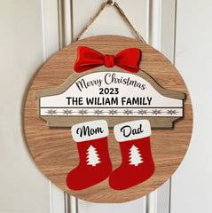 MY FAMILY CHRISTMAS DOOR SIGN - PERSONALIZED CUSTOM DOOR SIGN - CHRISTMAS GIFT FOR FAMILY MEMBERS