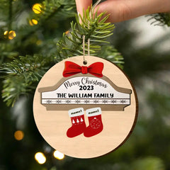 MERRY CHRISTMAS SOCKS FAMILY - CHRISTMAS GIFT FOR FAMILY - PERSONALIZED 2-LAYERED WOODEN ORNAMENT