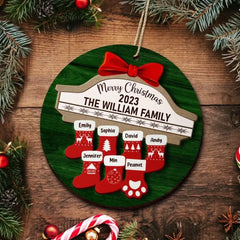 MERRY CHRISTMAS SOCKS FAMILY - CHRISTMAS GIFT FOR FAMILY - PERSONALIZED 2-LAYERED WOODEN ORNAMENT